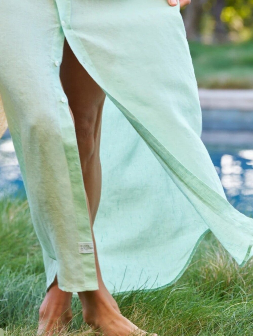 Frank & Eileen Rory Seafoam Maxi Shirtdress - Picture 3 of 5